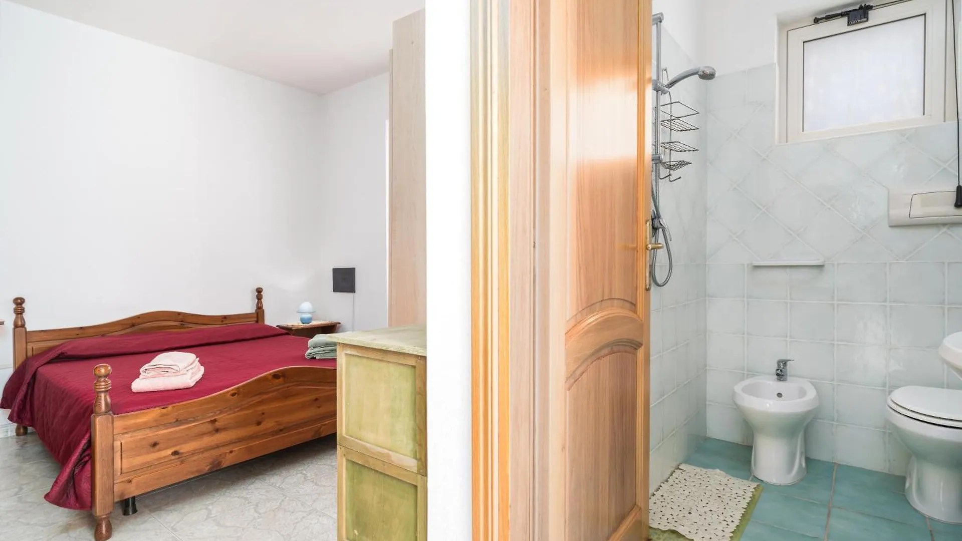 Monolocale A Due Passi Dal Mare Apartamento Posada
